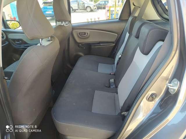 Toyota Yaris Yaris III 2017 5p 1.5h Style my18