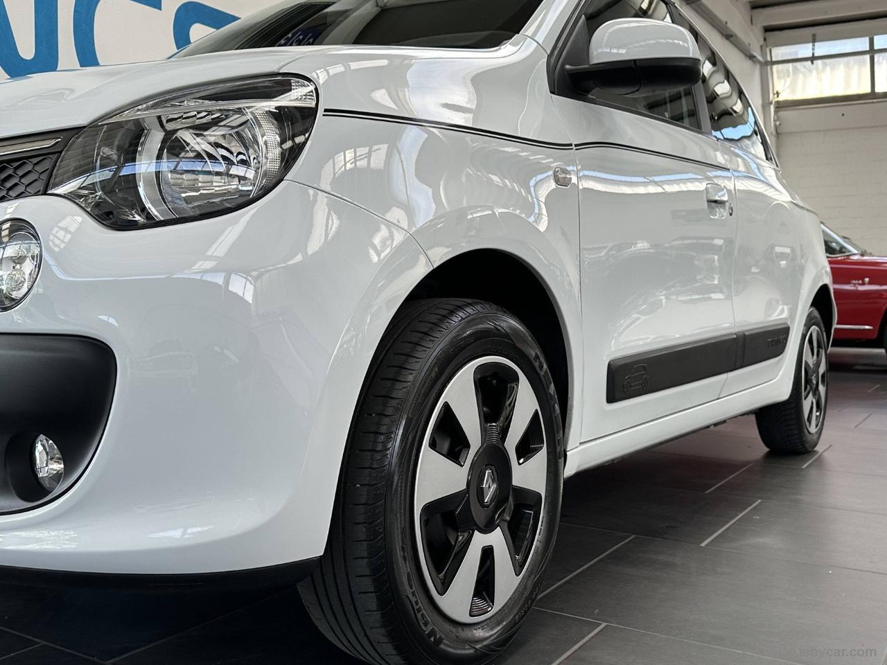 RENAULT Twingo SCe Lovely