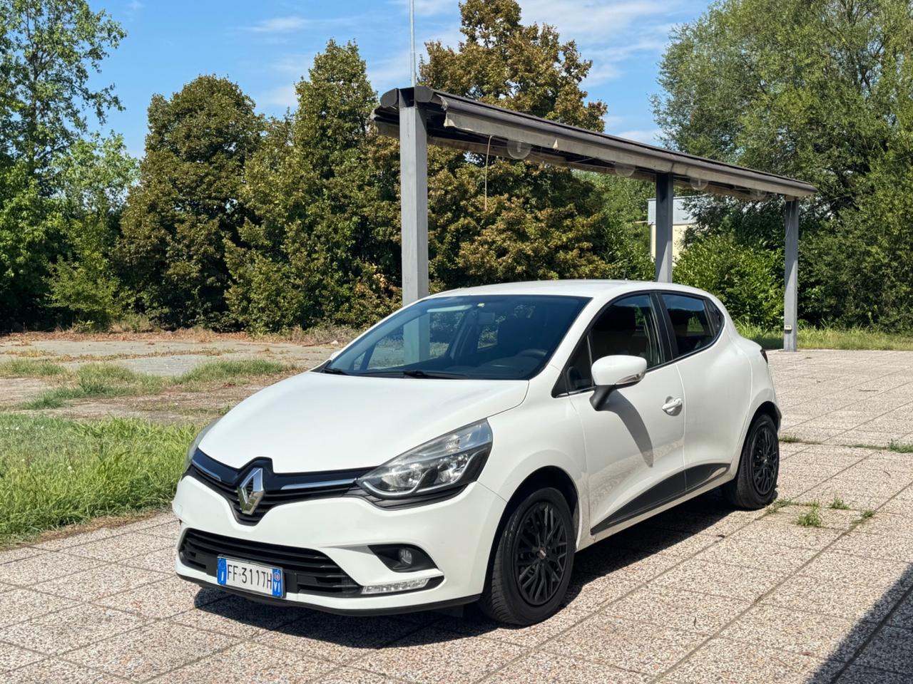 Renault Clio dCi 8V 75 CV Start&Stop 5 porte Energy Intens