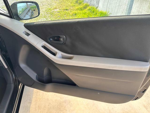 TOYOTA Yaris 1.0 3 porte OK NEPATENTATI BLUETHOOT