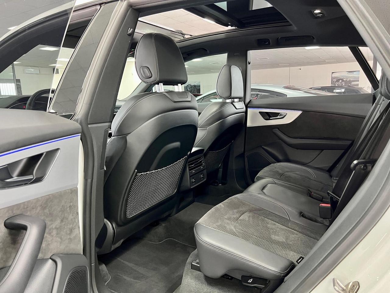 Audi Q8 Q8 50 3.0 quattro tiptronic S line mhev