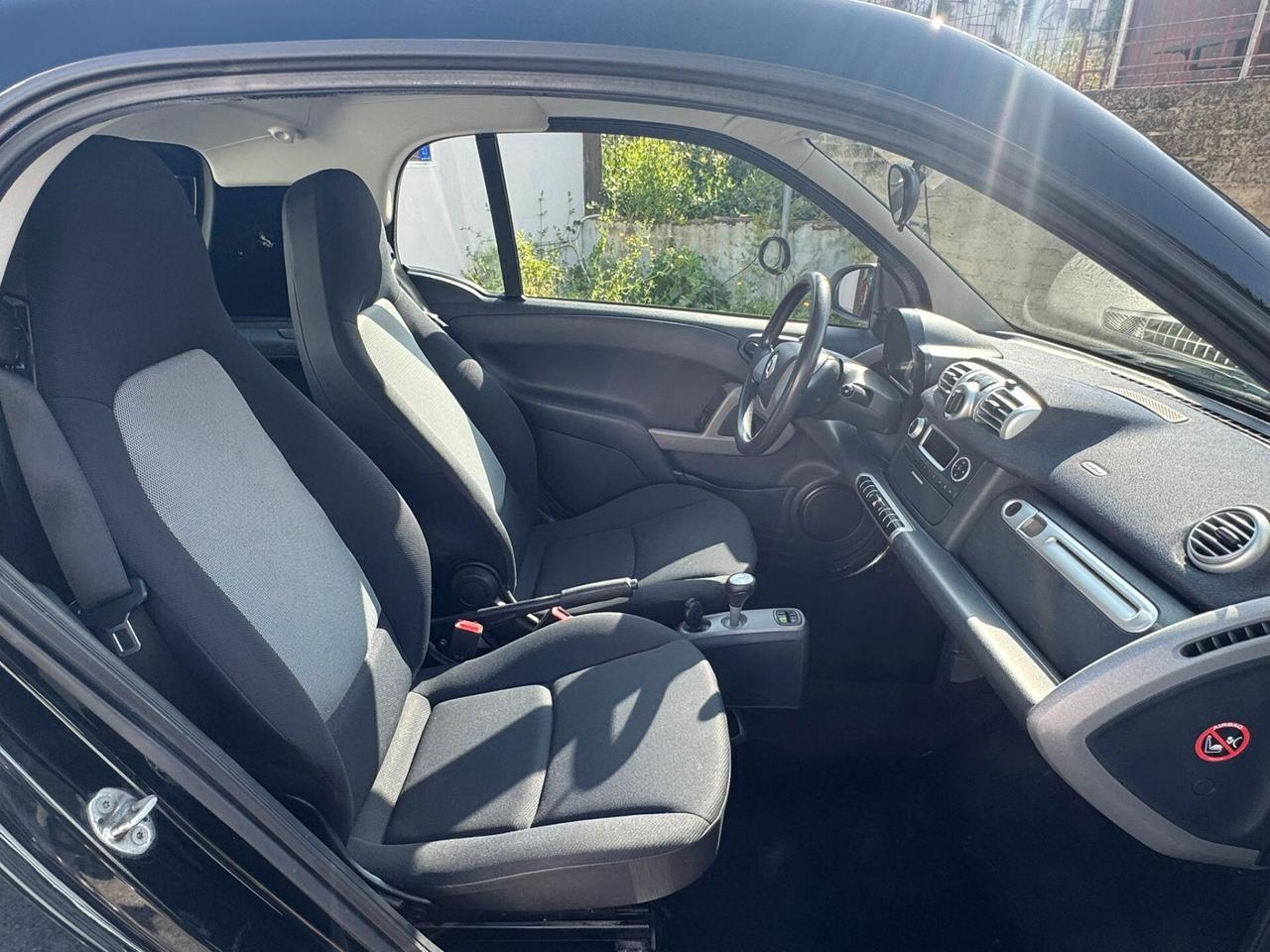 Smart ForTwo 1000 52 kW MHD coupé pure