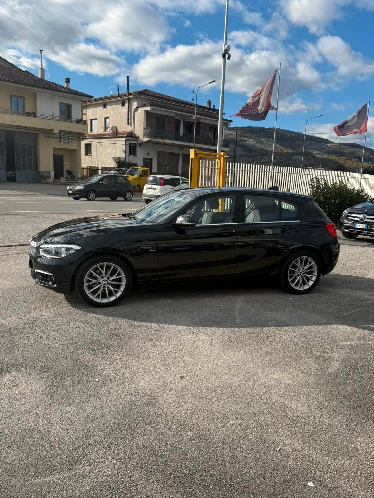 Bmw 118 118d 3p. Urban