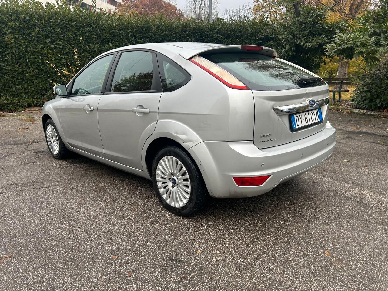 Ford Focus 1.6 (115CV) 5p. Bz.- GPL Titanium