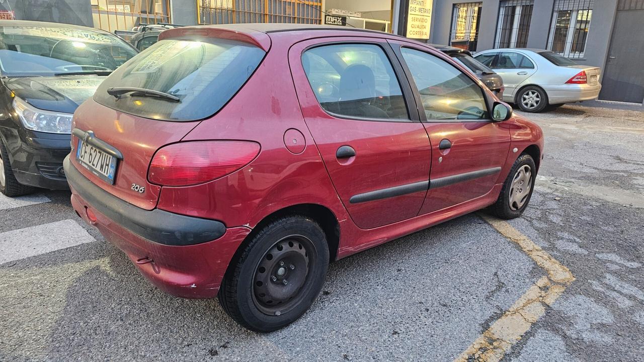 Peugeot 206 1.1 5p. S