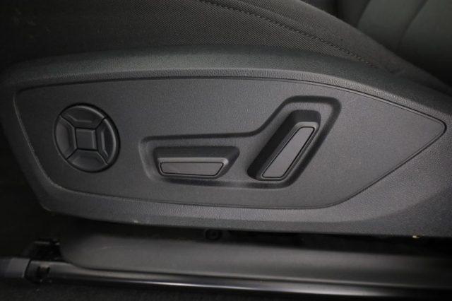 AUDI Q3 Q3 40 TDI quattro S tronic Business