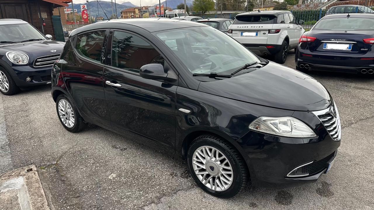 Lancia Ypsilon 1.2 69 CV 5 porte GPL Ecochic Gold