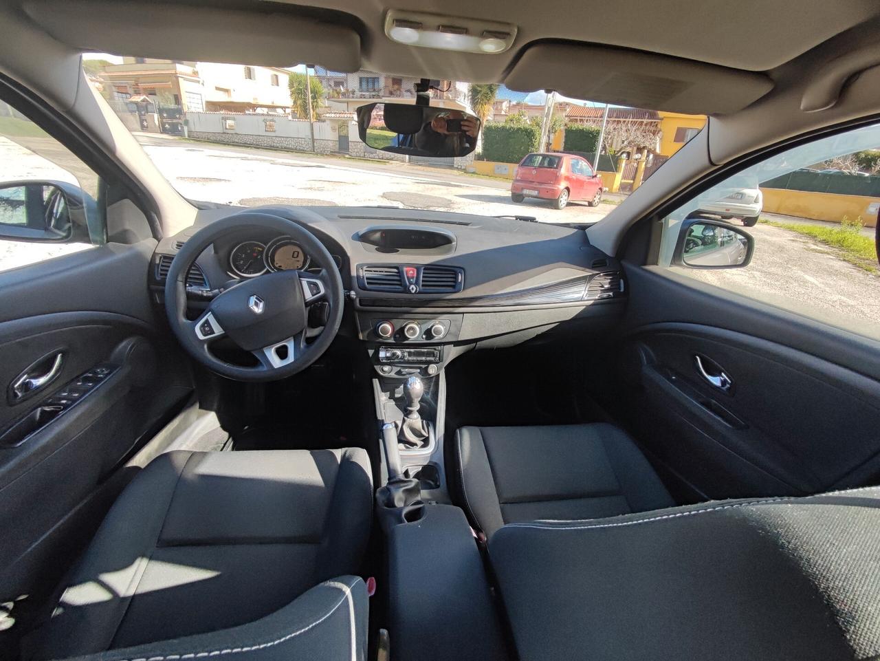 Renault Megane Mégane 1.5 dCi 110CV SporTour Attractive