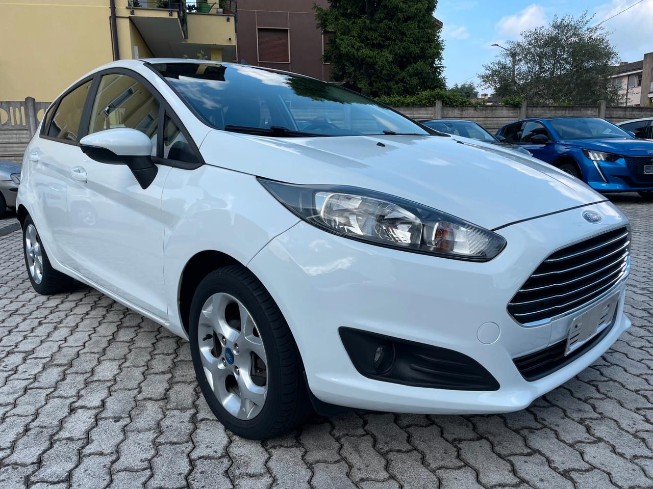 Ford Fiesta 1.2 60CV 5 porte Titanium IDONEA NEOPATENTATI