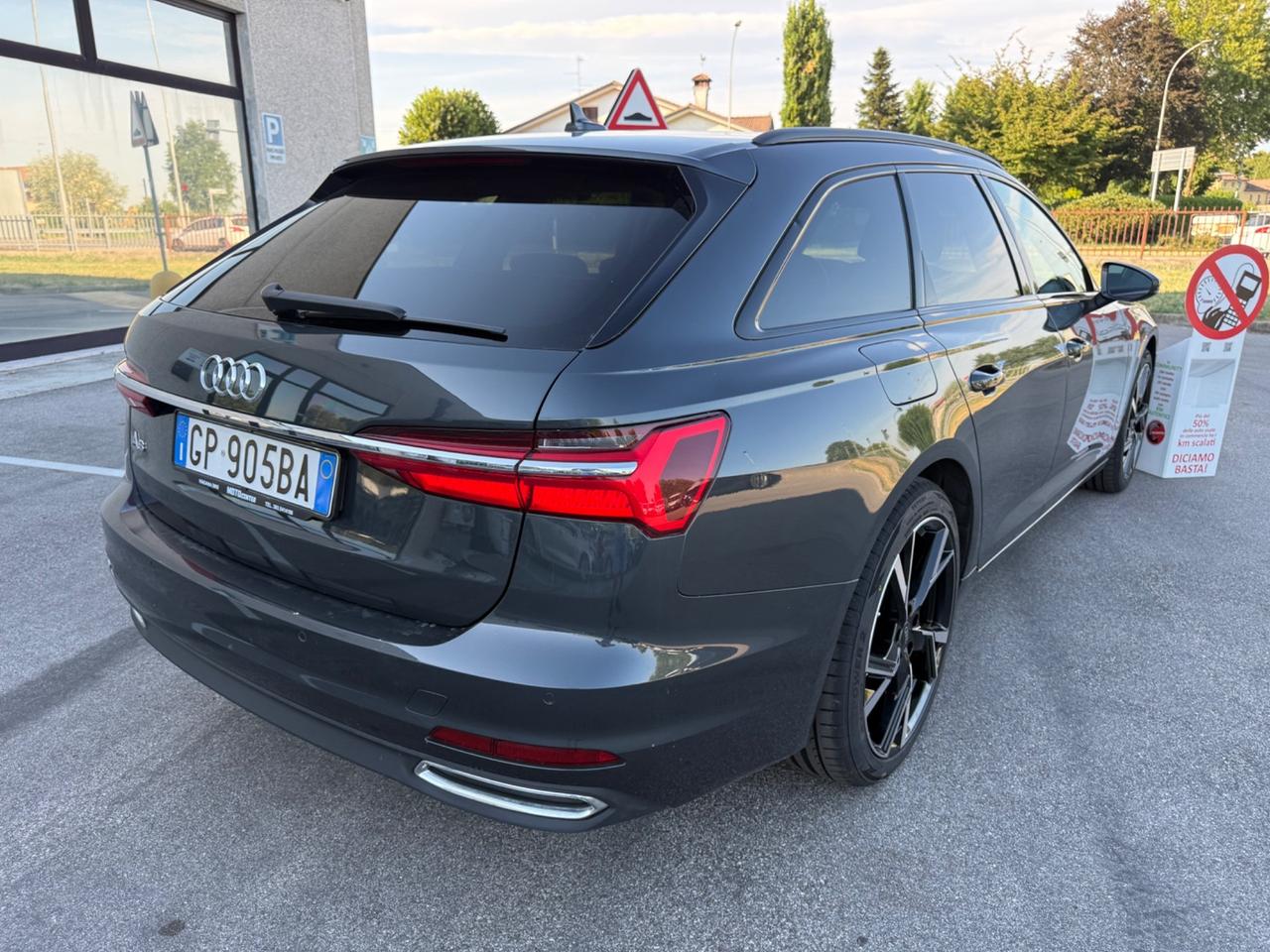 Audi A6 Avant 40 2.0 TDI 204 CV S tronic Business Sport