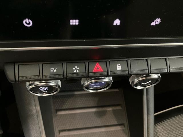 RENAULT Captur 1.6 E-TECH Plug-in Hybrid 160cv Intens Auto