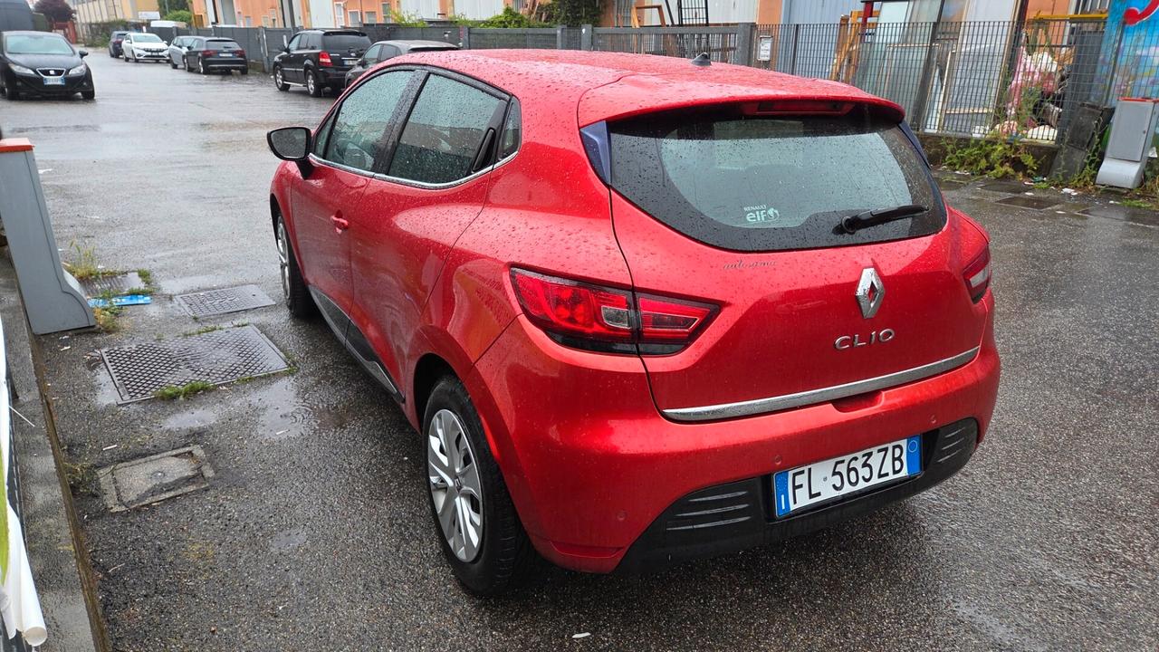 Renault Clio 1.2 75CV 5 porte Intens unico proprietario