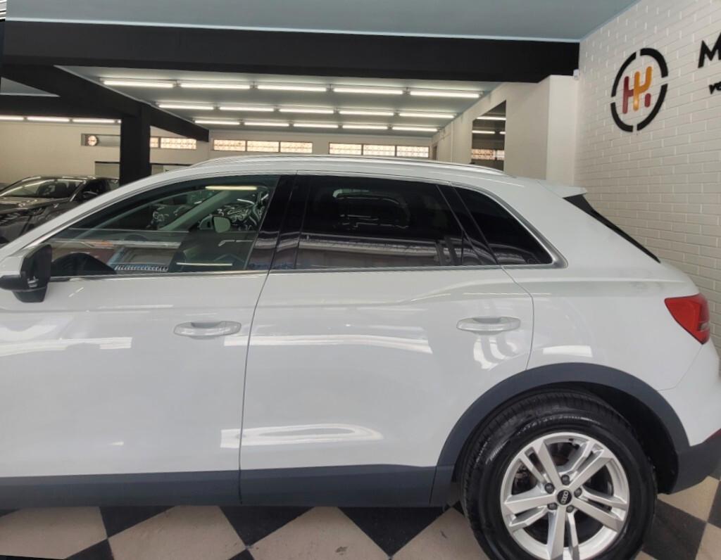 Audi Q3 35 TDI S tronic Business Advanced