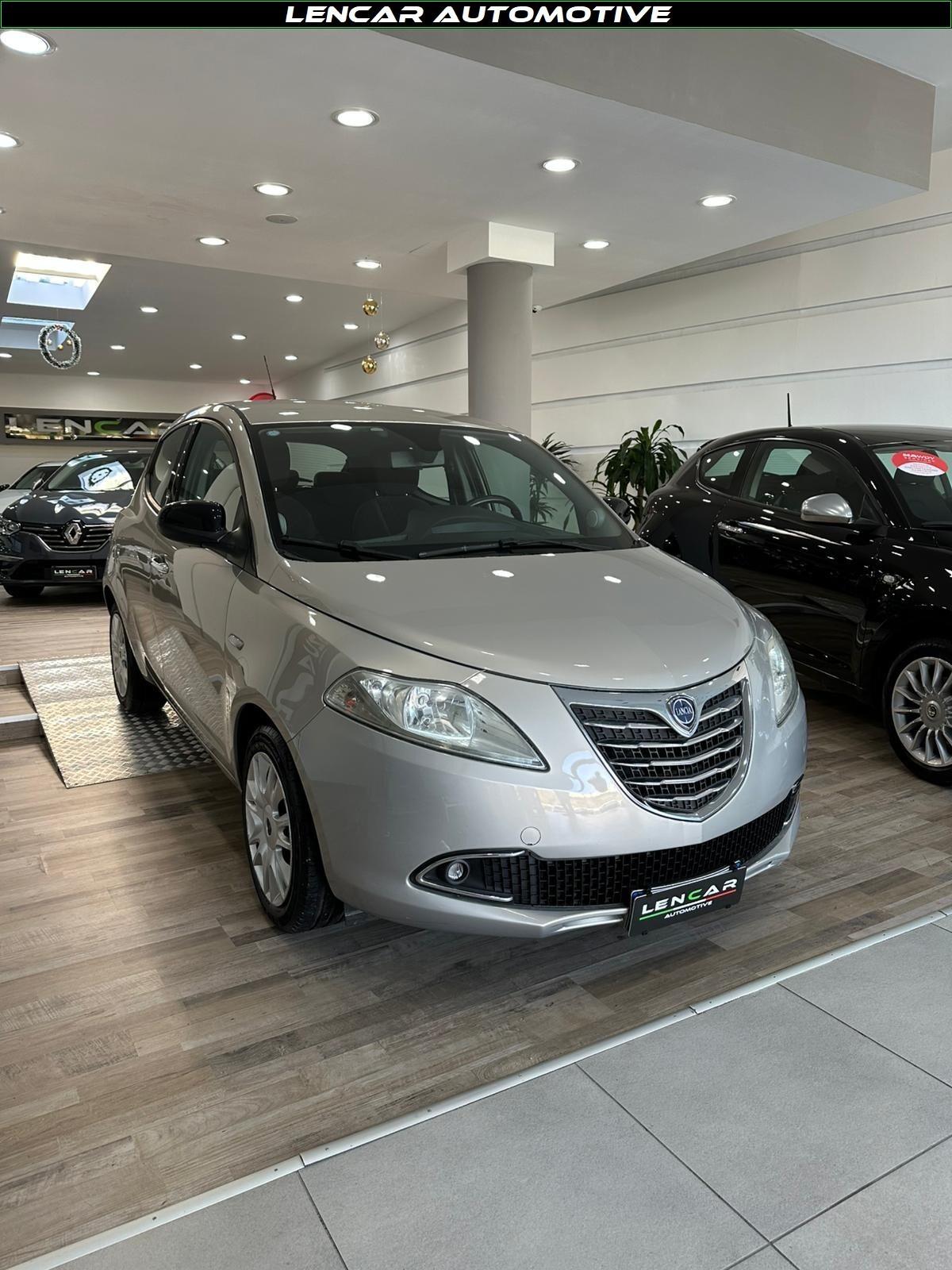 Lancia Ypsilon 1.2 5p. Gold