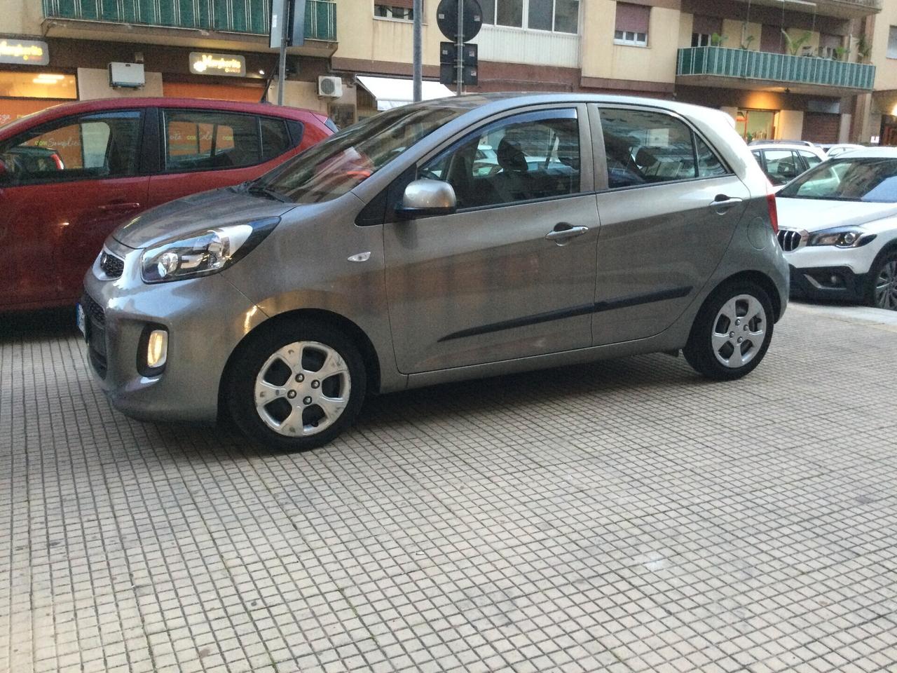 Kia Picanto 1.0 12V 5 porte Glam