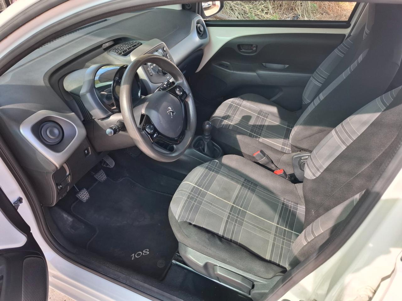 Peugeot 108 VTi 68 5 porte anno 2016