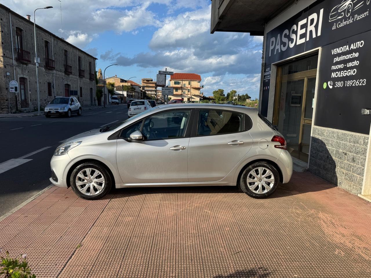 Peugeot 208 PureTech 82 5 porte Allure