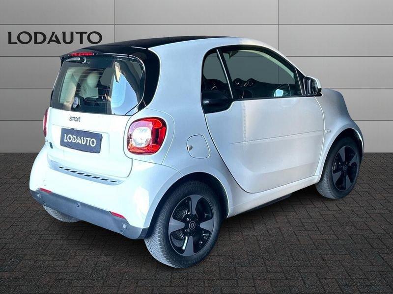 smart fortwo EQ Passion 22kw