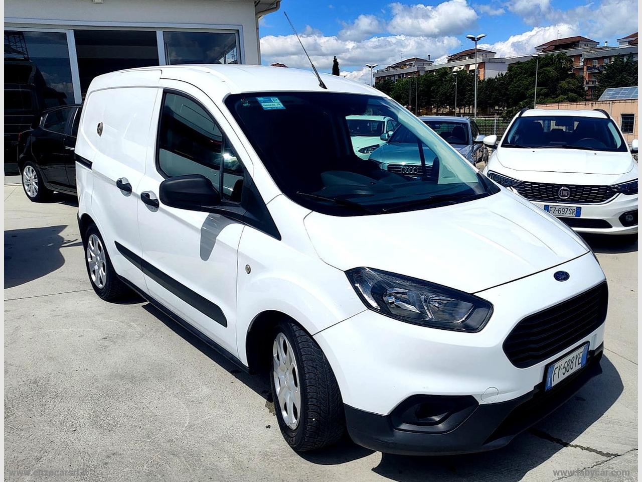 Transit Courier 1.5 TDCi 75CV Van Entry