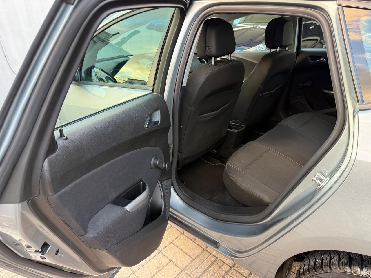Opel Astra 1.7 CDTI Elective