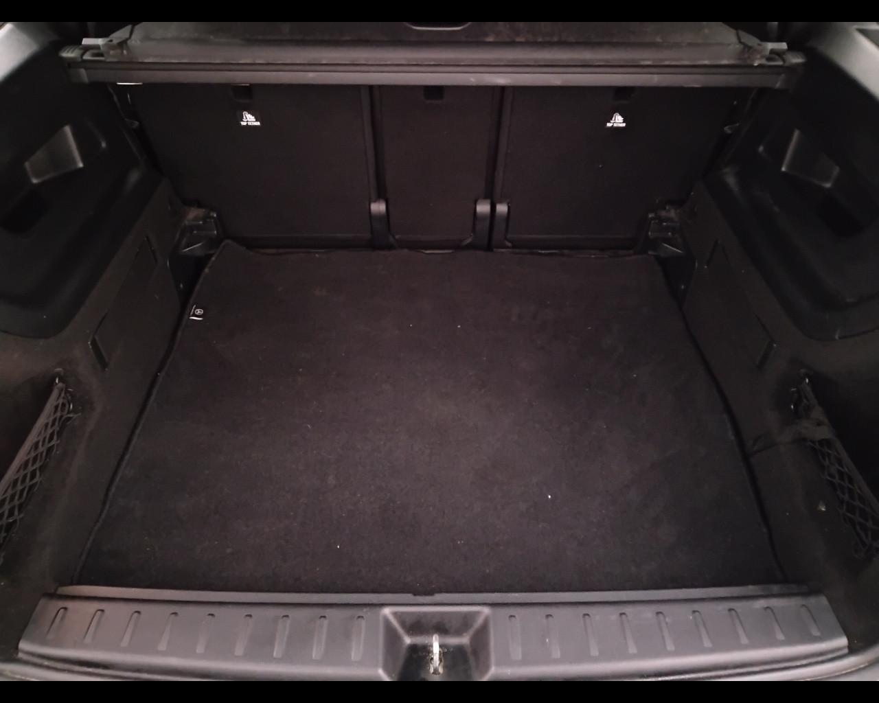 Mercedes-Benz GLB - X247 2019 - GLB 200 d Premium auto