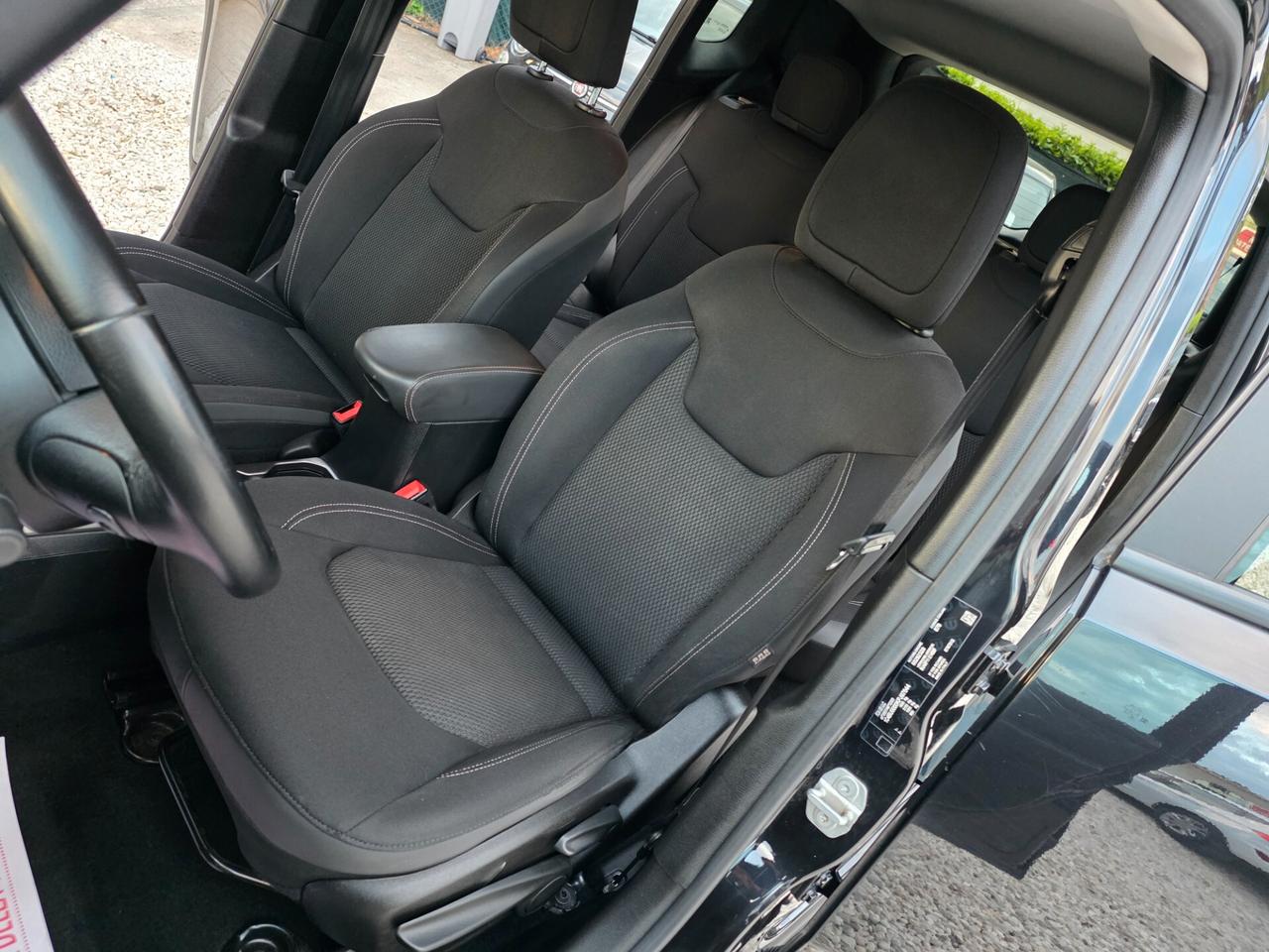 Jeep Renegade 1.3 T4 DDCT Limited