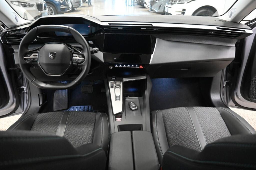 PEUGEOT 308 1.2 PURETECH TURBO 131CV EAT8 ALLURE ( FARI LED - I-COCKPIT - NAVI - MIRROR - SENSORI POST. - TELECAMERA POST. - CERCHI 17 )