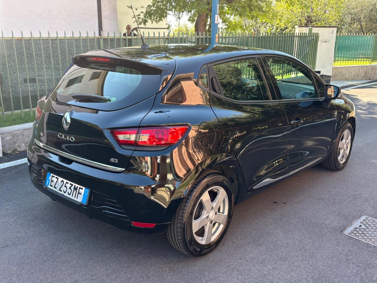 Renault Clio 1.5 dCi 8V 90CV Start&Stop 83gr 5 porte EcoBusiness