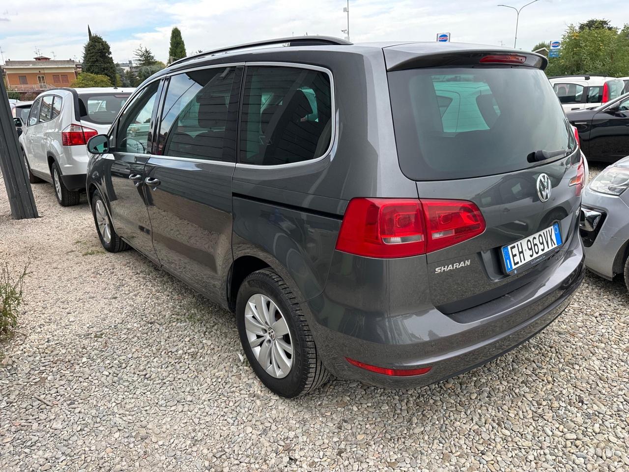 Volkswagen Sharan 2.0 TDI DSG Highline BlueMotion 7 POSTI