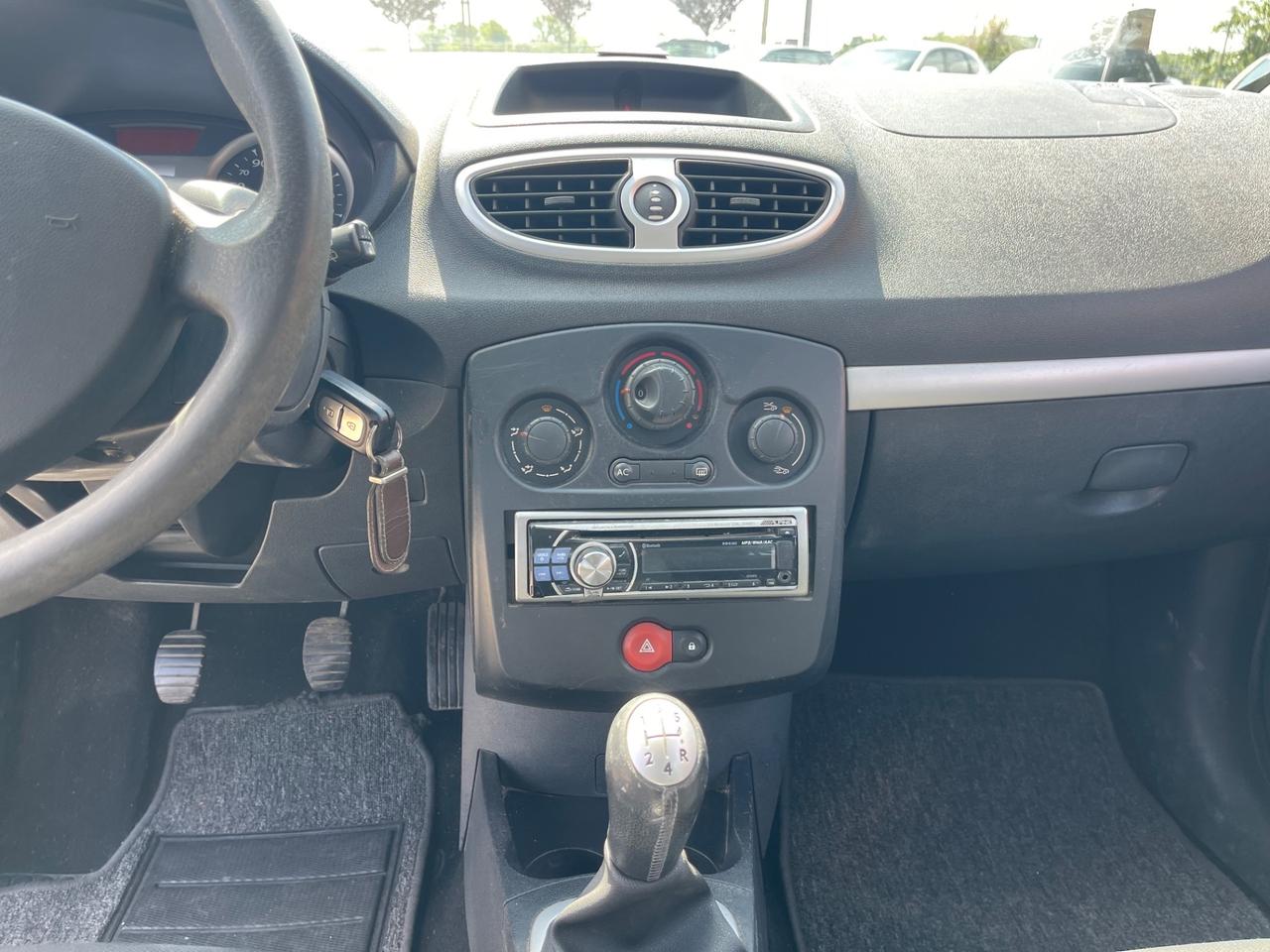 Renault Clio 1.2 16V 5 porte Confort