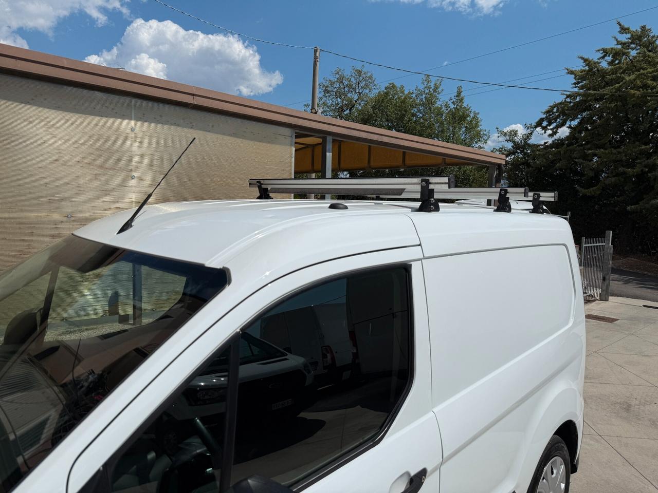 Ford Transit Connect 1.5 TDCI 120CV ALLESTITO L2 H1