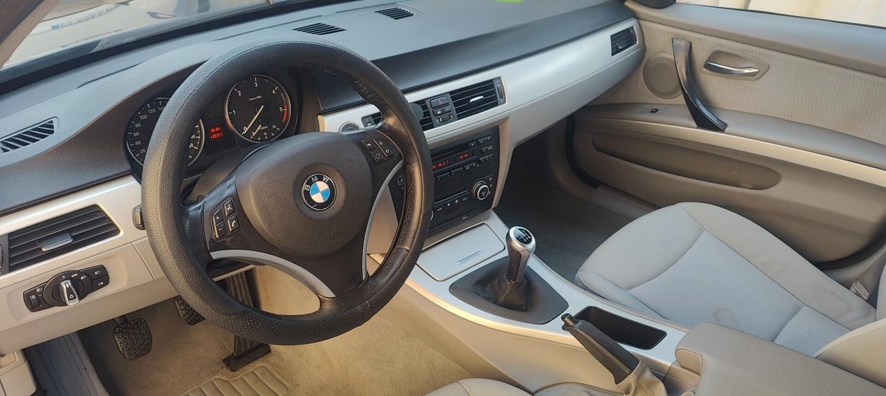 Bmw 320 320d cat Touring Attiva
