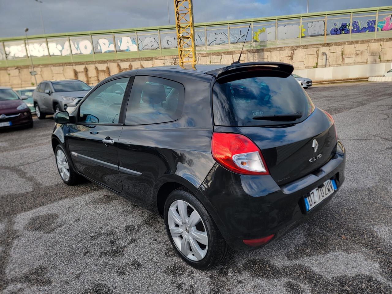 Renault Clio 1.2 16V 3 porte Dynamique GARANZIA