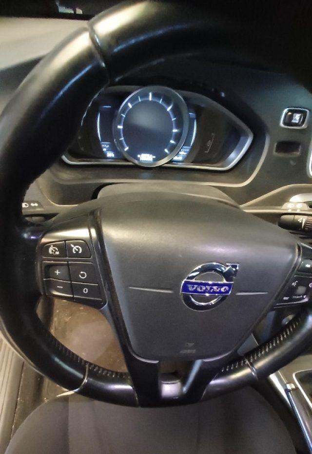 VOLVO V40 D2 1.6 Business