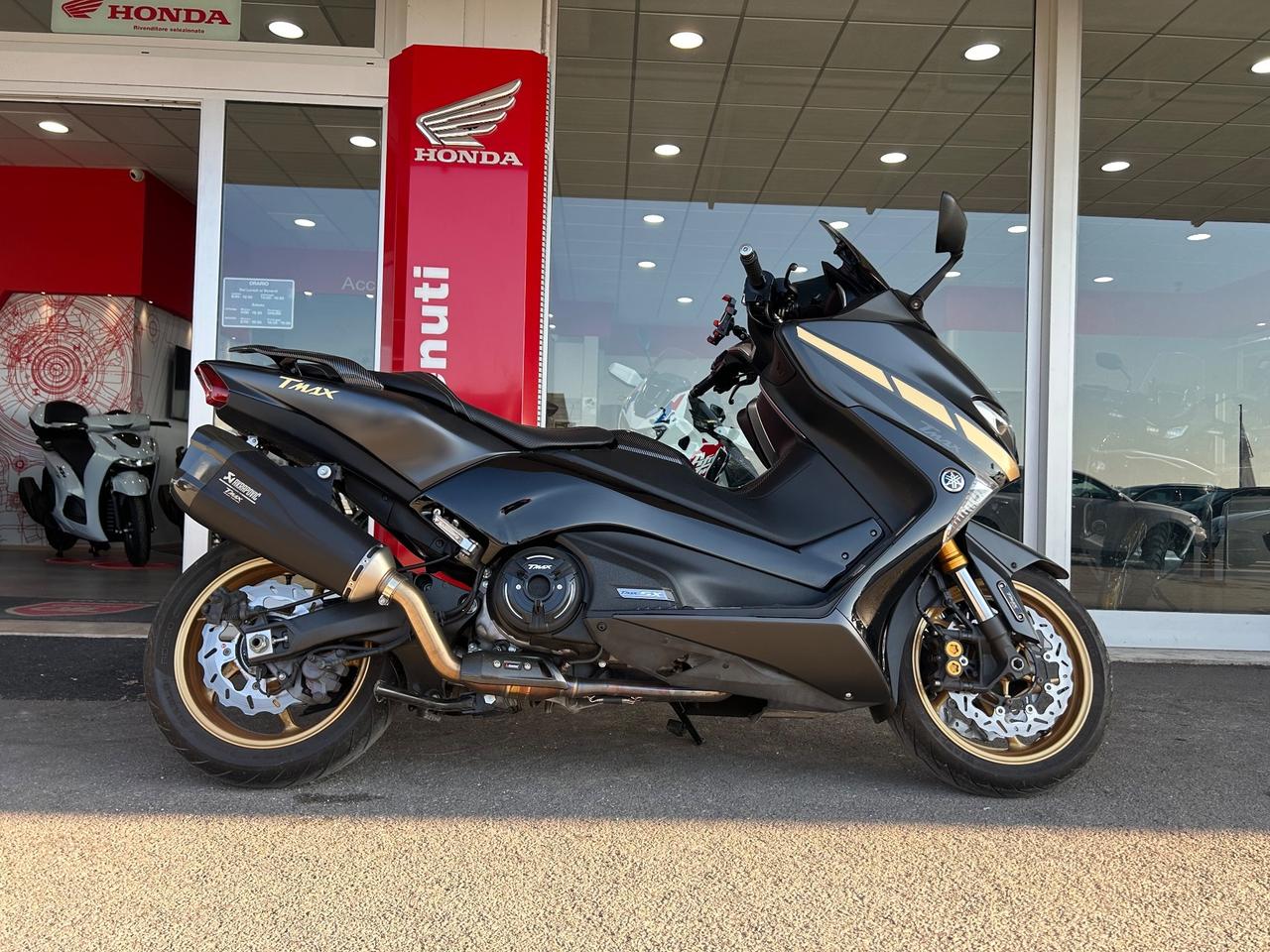 Yamaha TMAX 530 SX
