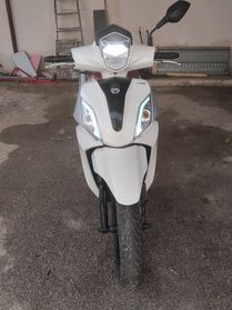 Sym Symphony 200 2021