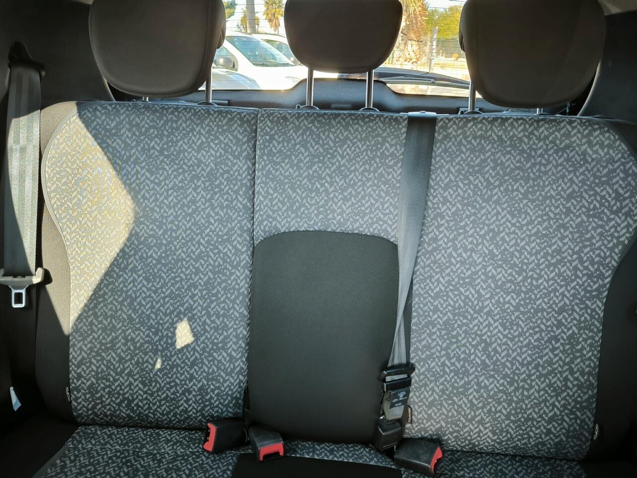 Lancia Ypsilon 1.0 FireFly 5 porte S&S Hybrid Ecochic Silver
