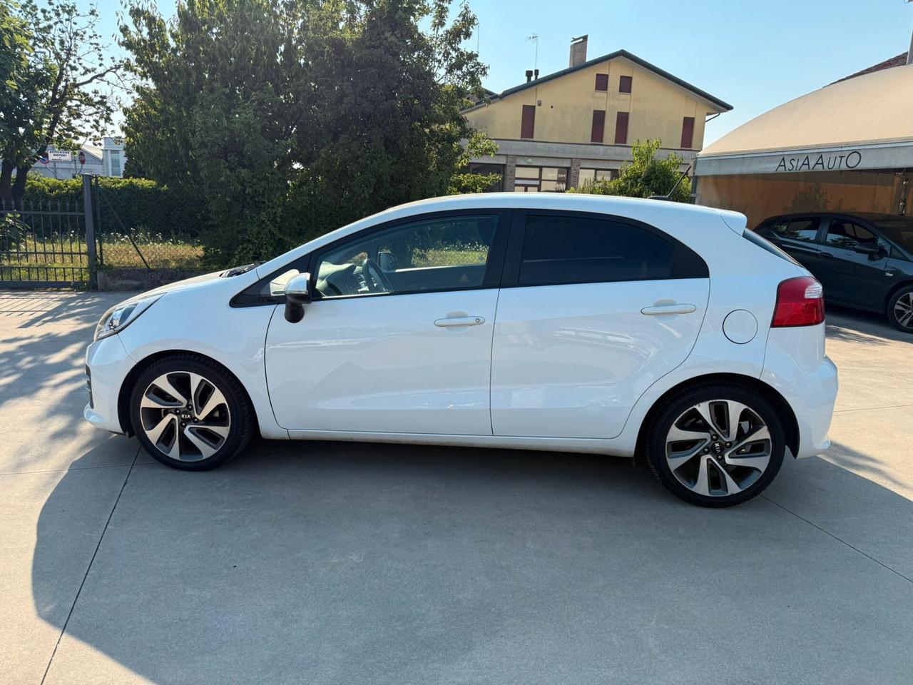 Kia Rio 1.4 CRDi 5p. Cool diesel euro 6