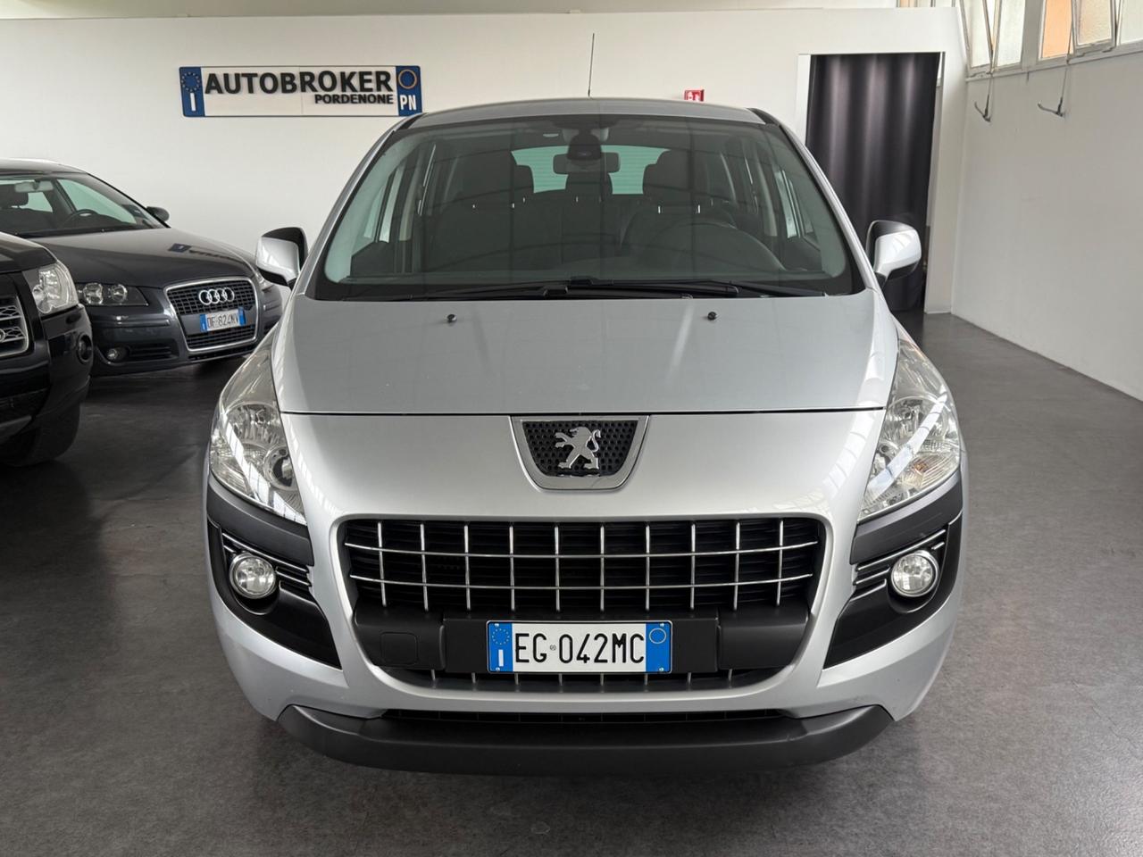 Peugeot 3008 1.6 HDi 112CV Tecno ok neopatentati