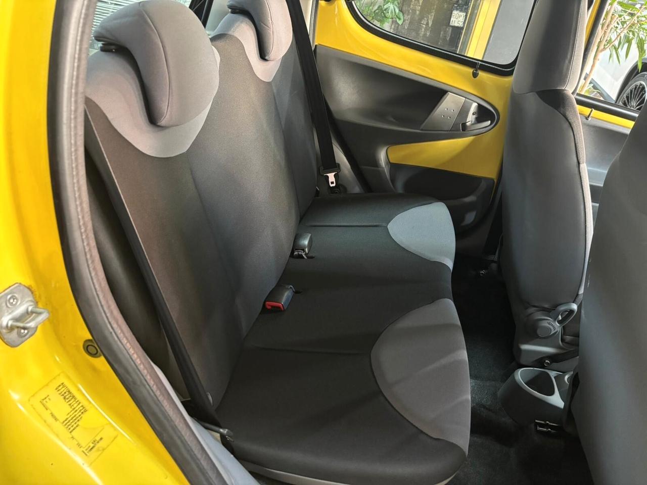 Peugeot 107 1.0 68CV 5p. Sweet Years