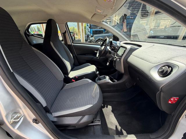 TOYOTA Aygo 1.0 VVT-i 72 CV 5 porte x-business MMT