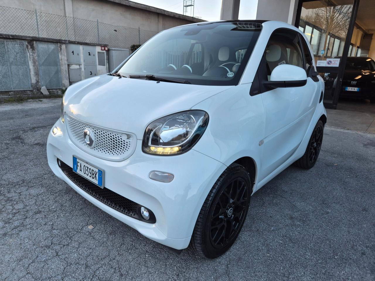 Smart ForTwo 70 1.0 twinamic Passion Bellissima