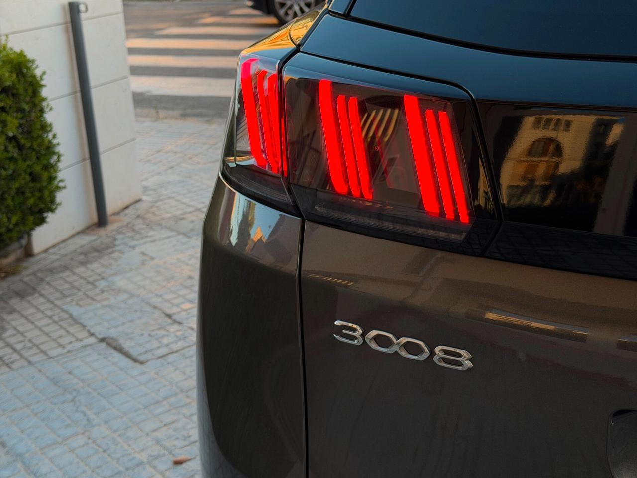 Peugeot 3008 BlueHDi 130 S&S EAT8 Allure Pack