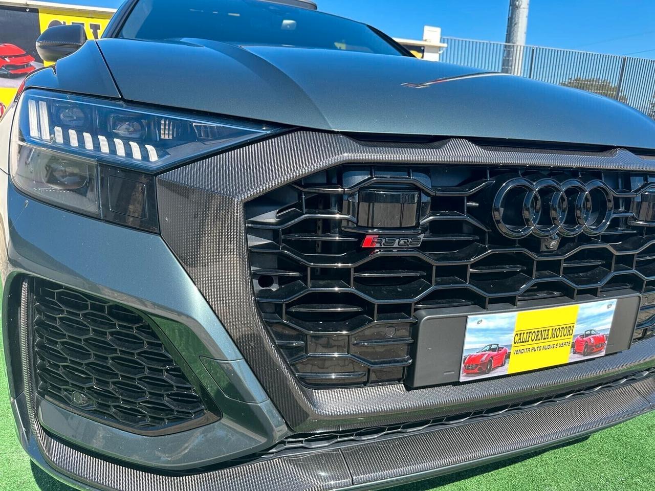 Audi Q8 RS TFSI V8 quattro tiptronic