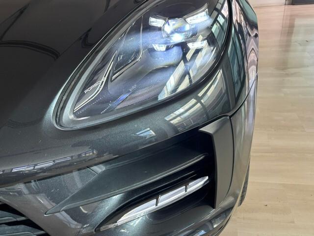 Porsche Macan 2.0 245cv pdk 2021