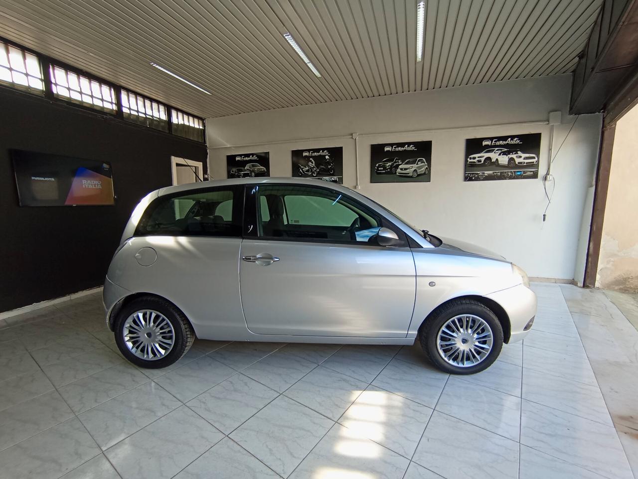 Lancia Ypsilon 1.2 benzina 2008 CON GARANZIA