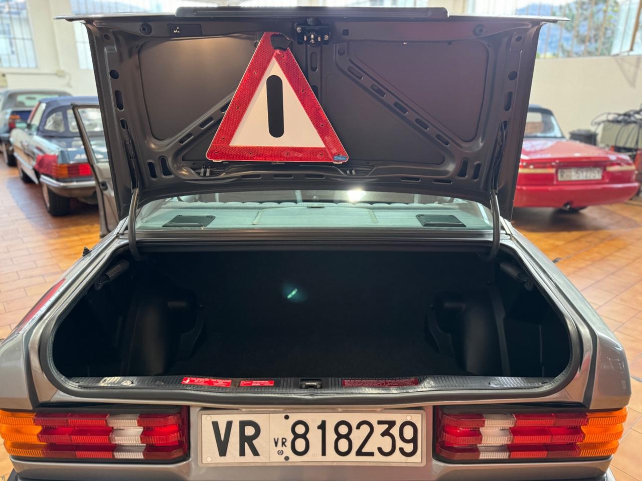 Mercedes-benz 190E 2.0 - ASI - Book Service