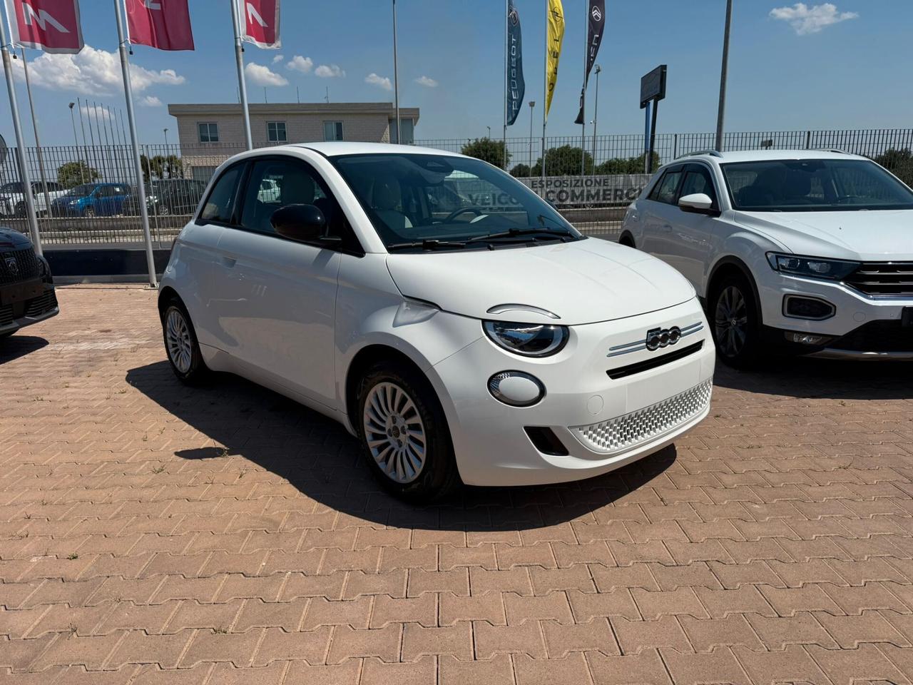 Fiat 500 Berlina Hybrid Pop