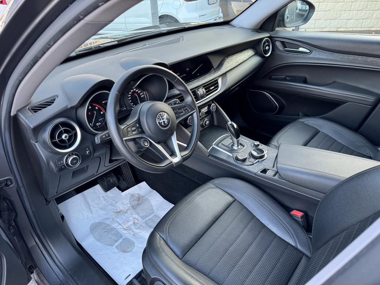 Alfa Romeo Stelvio 2.2 Turbodiesel 210 CV AT8 Q4 Super