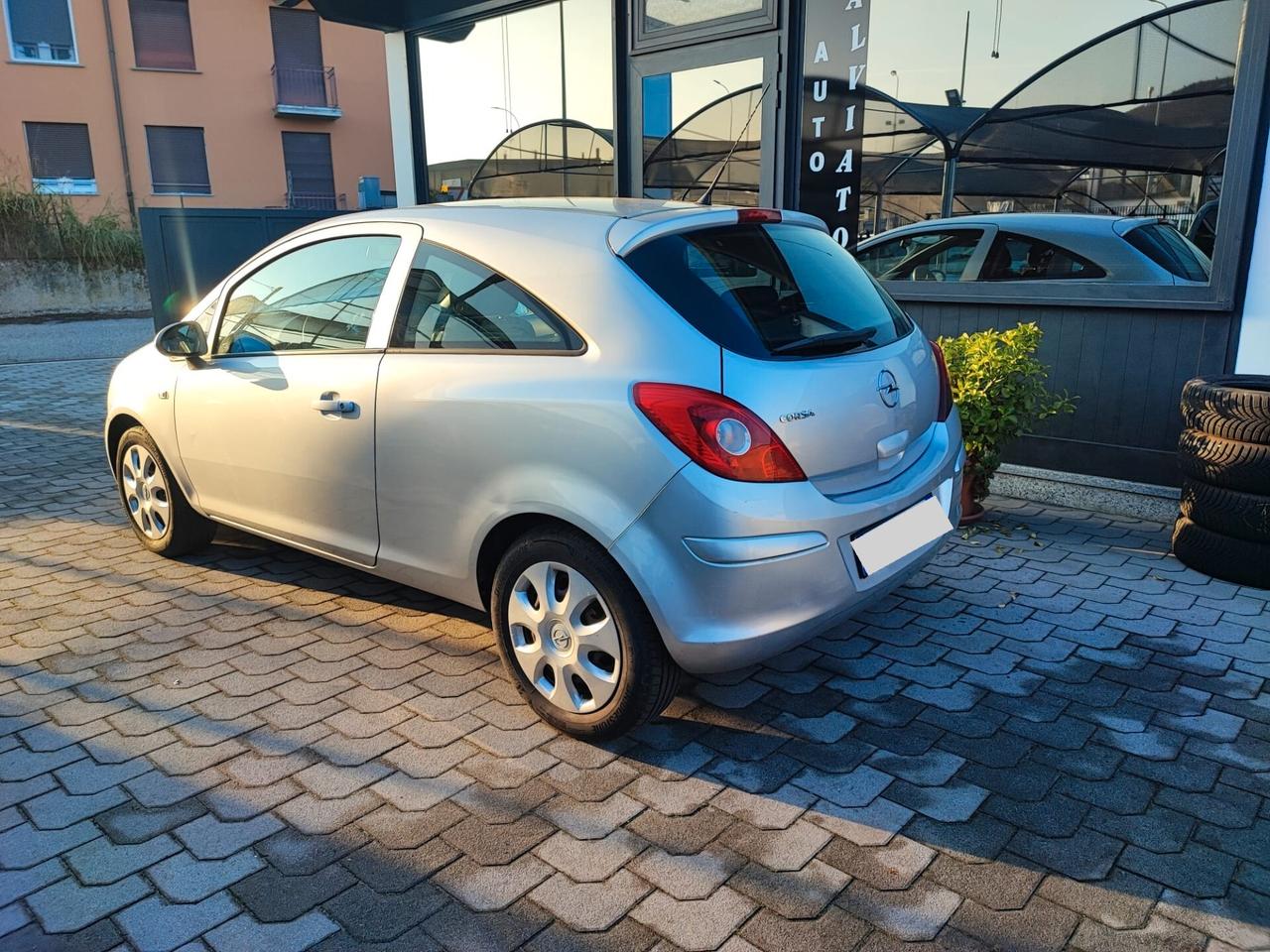 Opel Corsa 1.0 Enjoy uni-pro